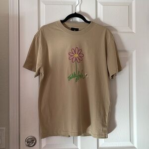 Teddy Fresh Beige T-Shirt with Floral Design